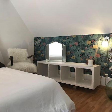 Maisonnette Le Long Du Loing Episy Екстериор снимка